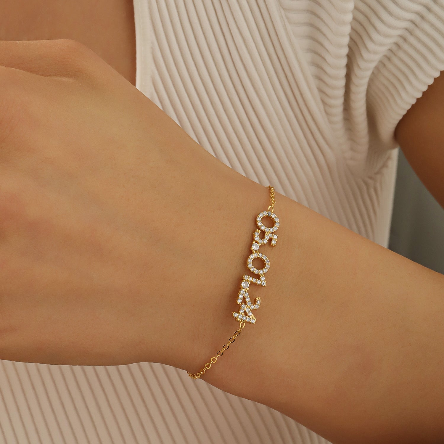 Personalized Bracelet with Date and Zircon