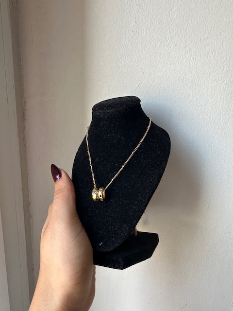 Collier Maya