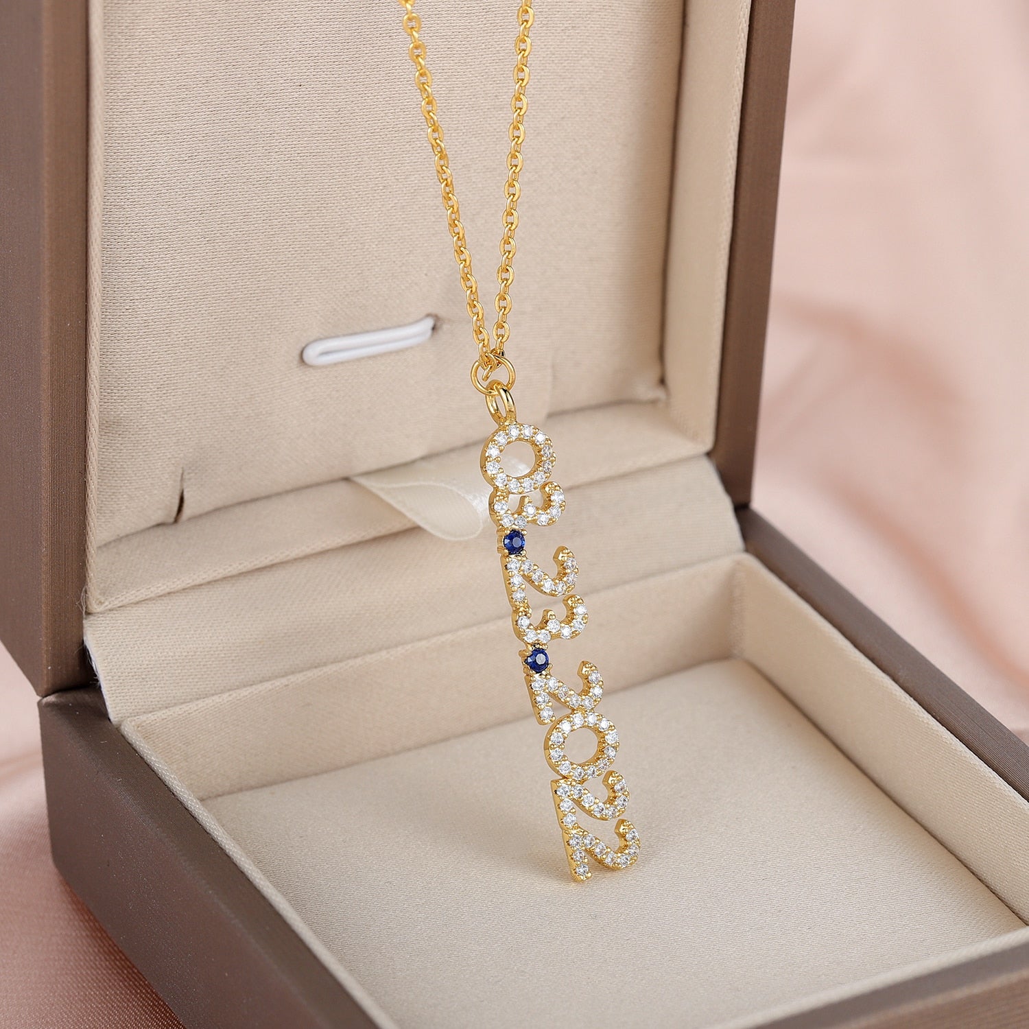 Collier en diamant personnalisé avec date