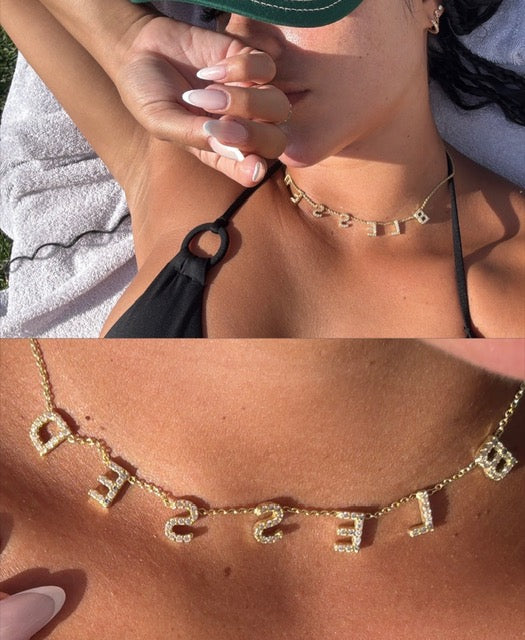 Collier personnalisé à strass avec prénom en calligraphie arabe - Talisma