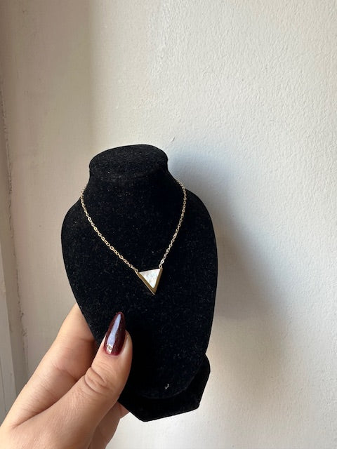 Collier Irina