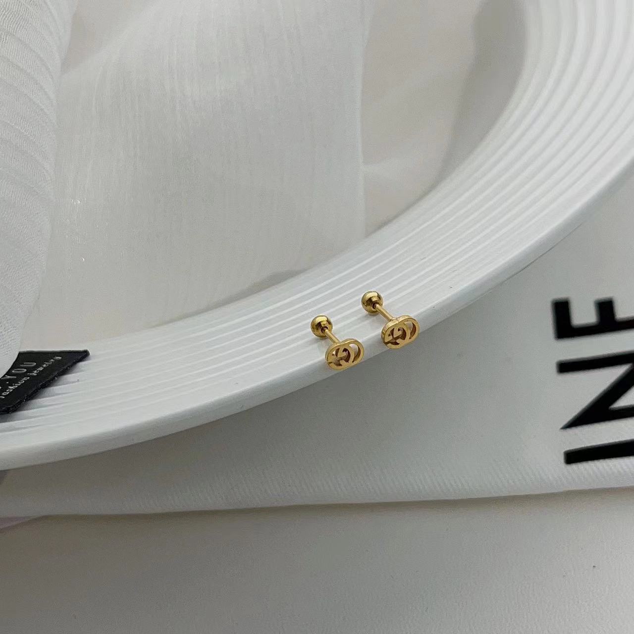 Boucles d'oreilles Donna minimalistes en acier inoxydable