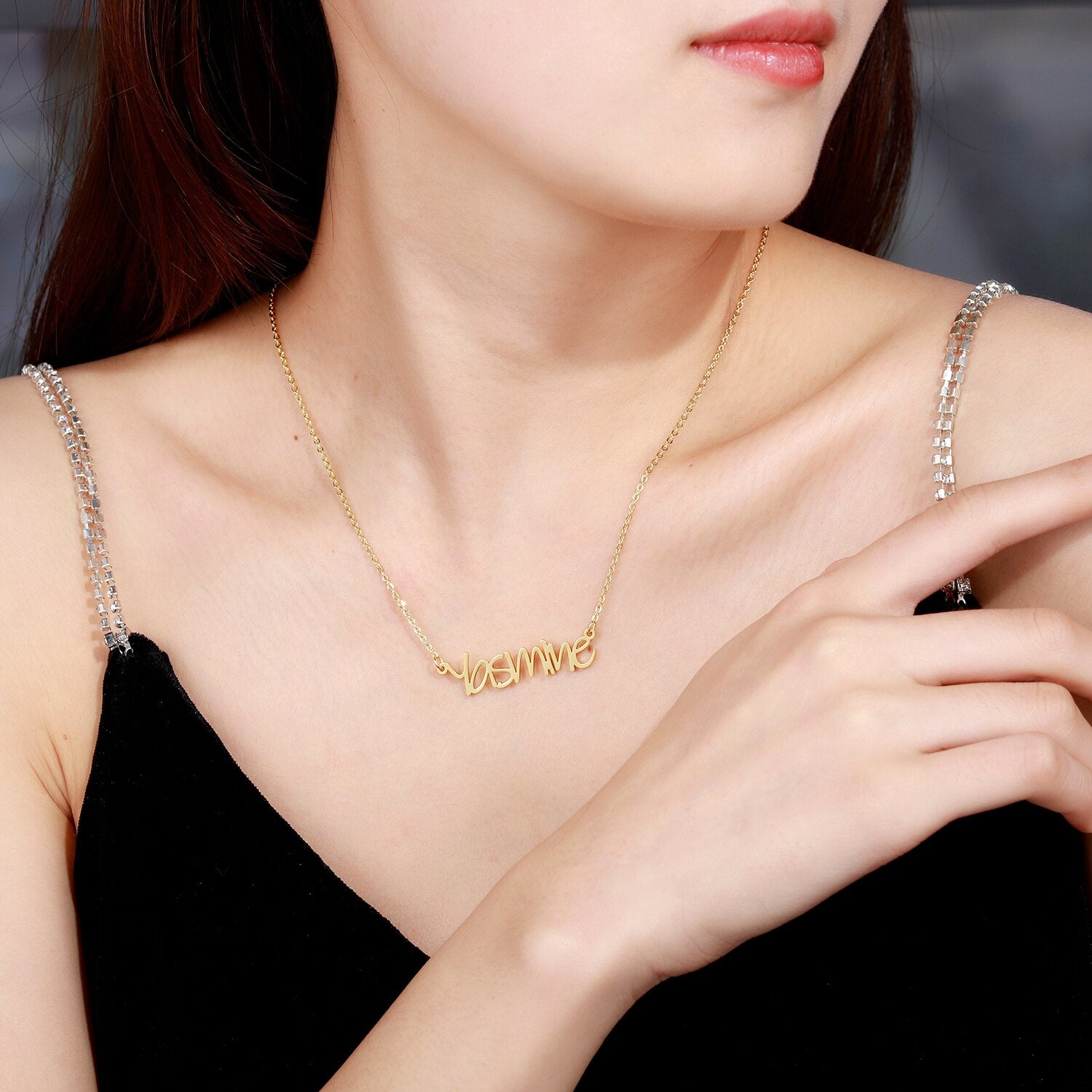 Collier avec nom personnalisé pour femmes